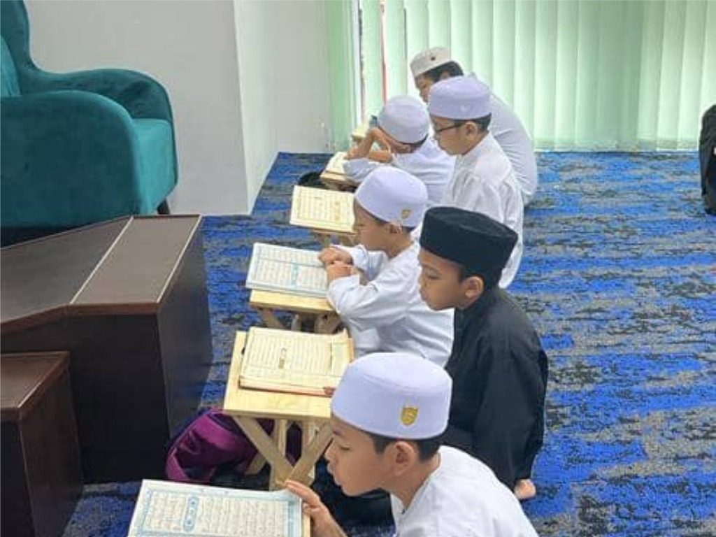 Kelas Pengajian Kanak-Kanak Lelaki Image